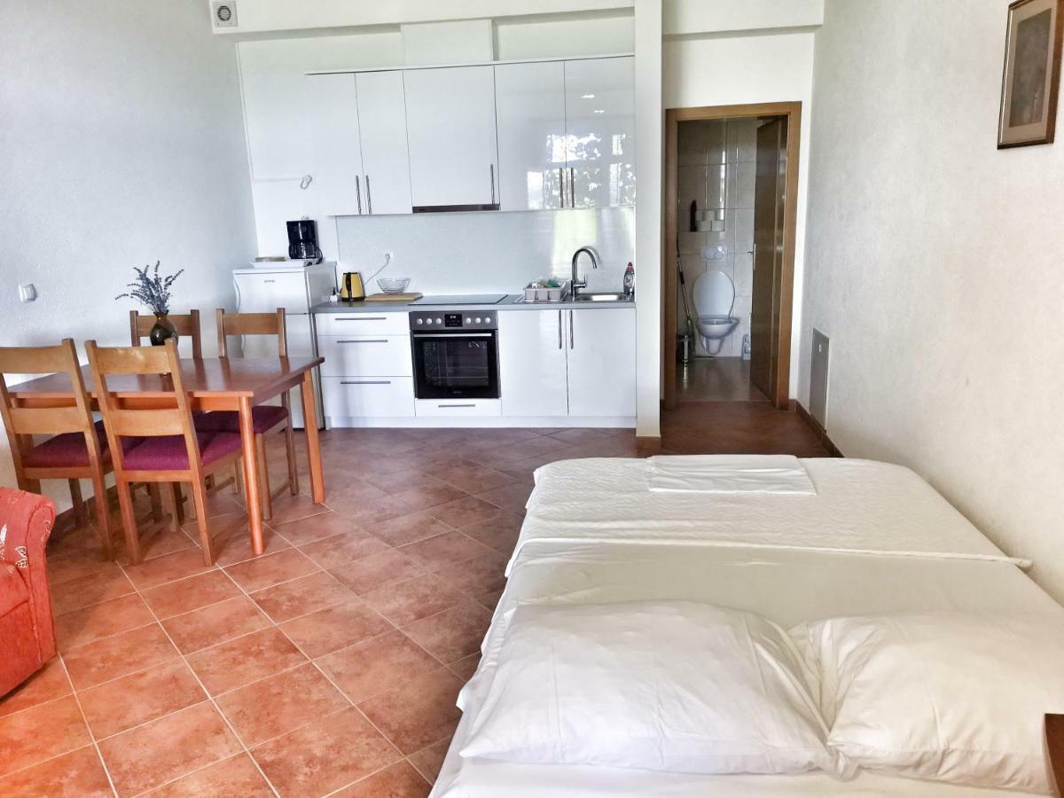 טרוגיר Villa Panorama Seget מראה חיצוני תמונה