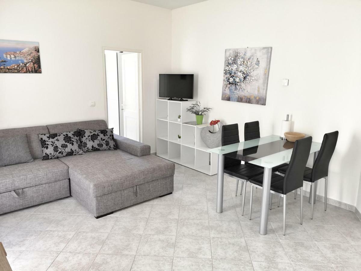טרוגיר Villa Panorama Seget מראה חיצוני תמונה
