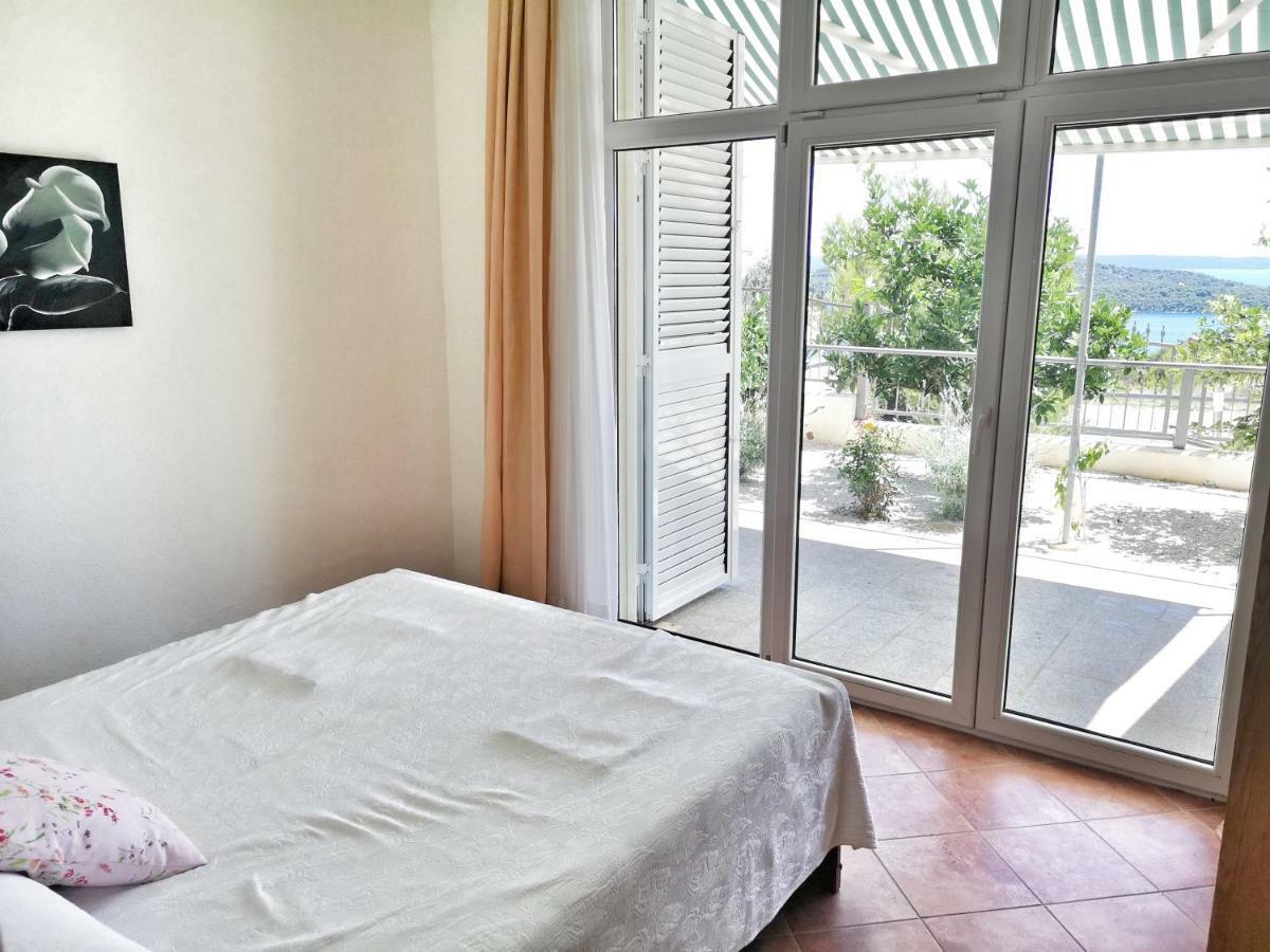 טרוגיר Villa Panorama Seget מראה חיצוני תמונה