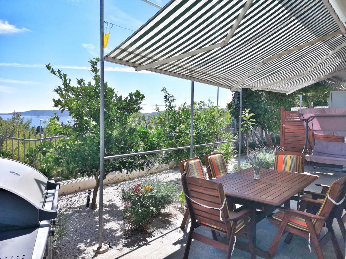 טרוגיר Villa Panorama Seget מראה חיצוני תמונה