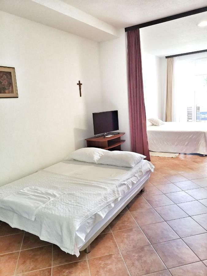 טרוגיר Villa Panorama Seget מראה חיצוני תמונה